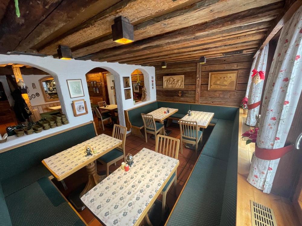 Restaurant-Pension Dorfwirt Bad Kleinkirchheim Exteriör bild