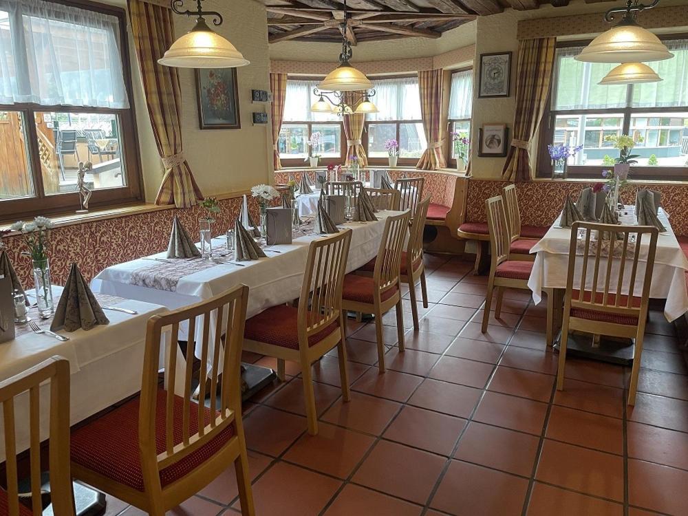 Restaurant-Pension Dorfwirt Bad Kleinkirchheim Exteriör bild