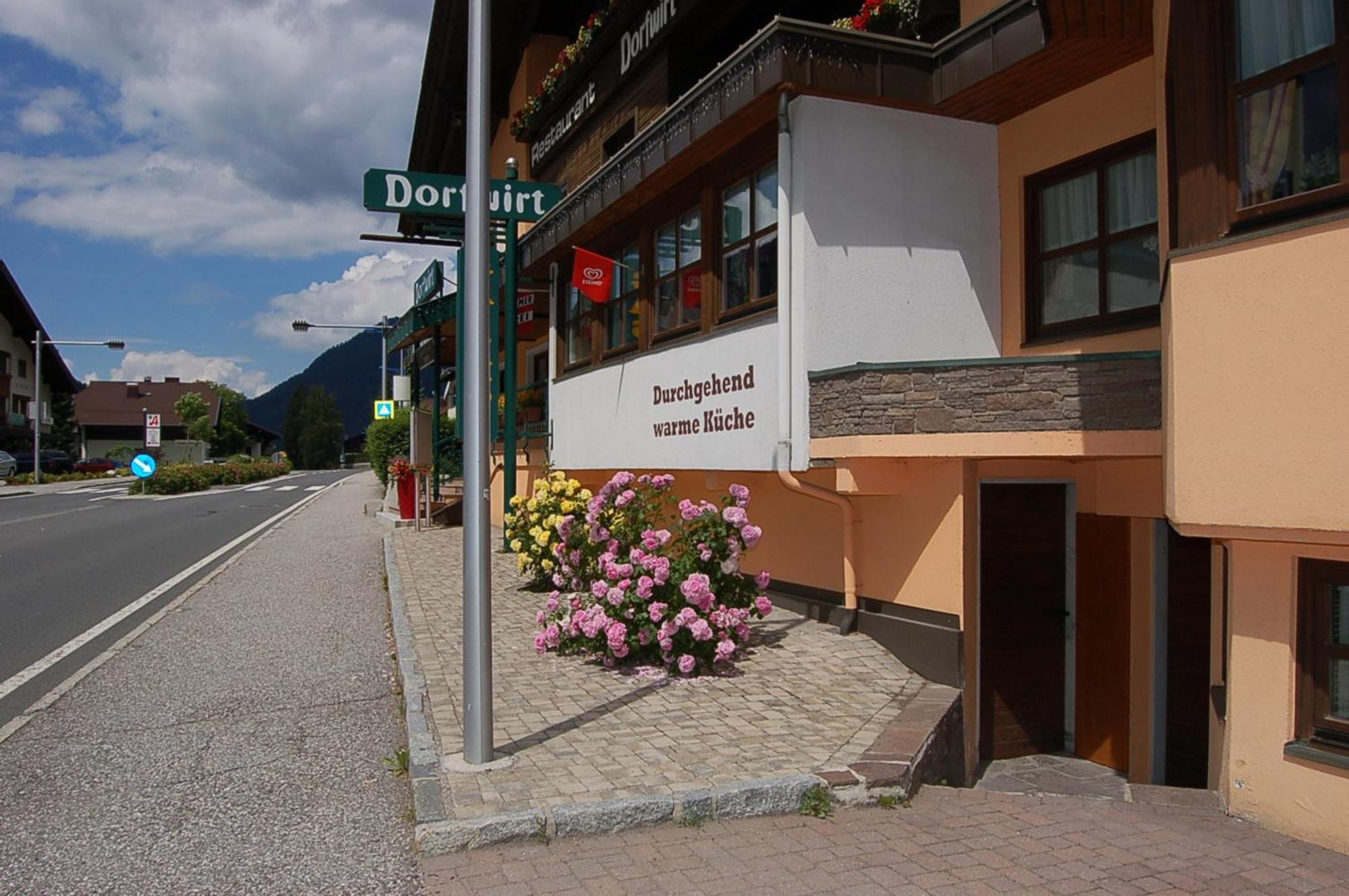 Restaurant-Pension Dorfwirt Bad Kleinkirchheim Exteriör bild